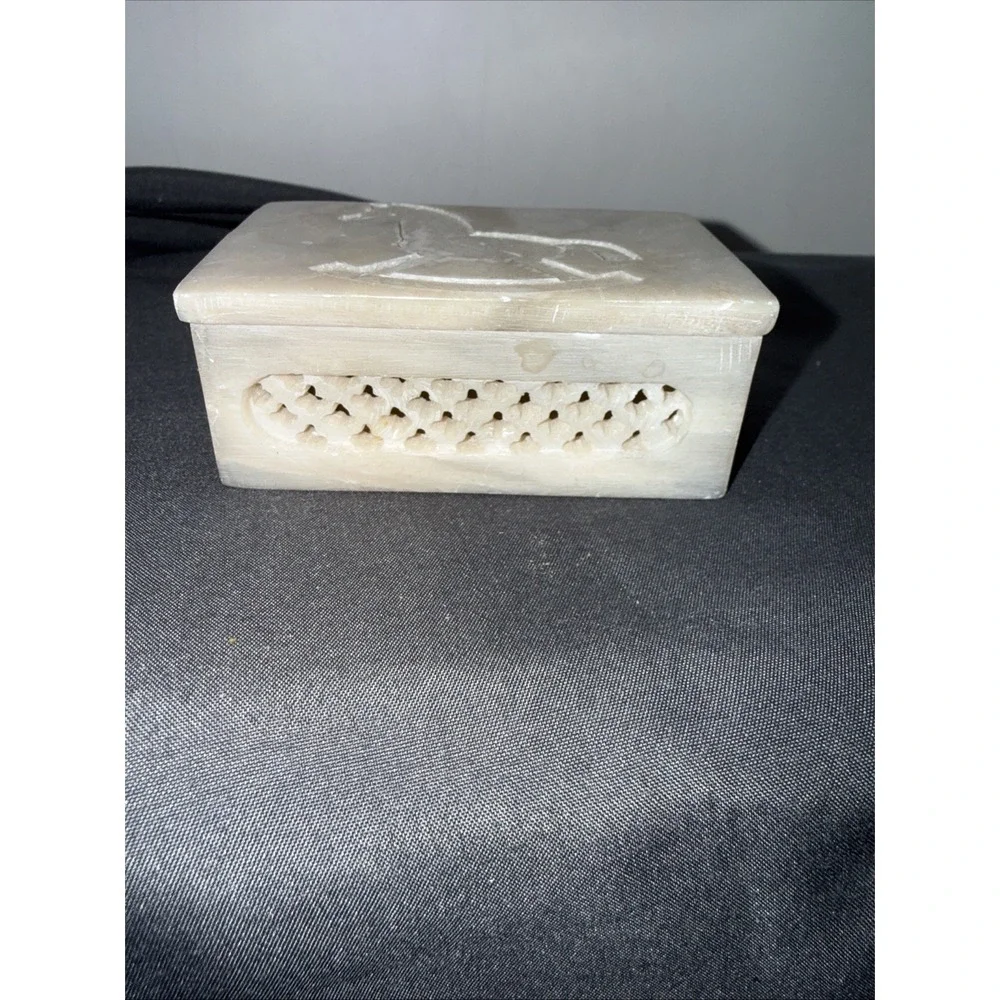 Vintage Hand Carved Soap Stone Trinket Box with Lid Made in India
